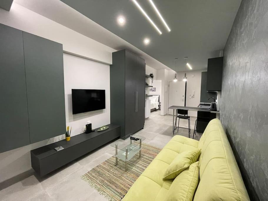 The Grεεn Apartment *