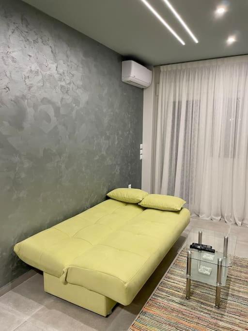 The Grεεn Apartment